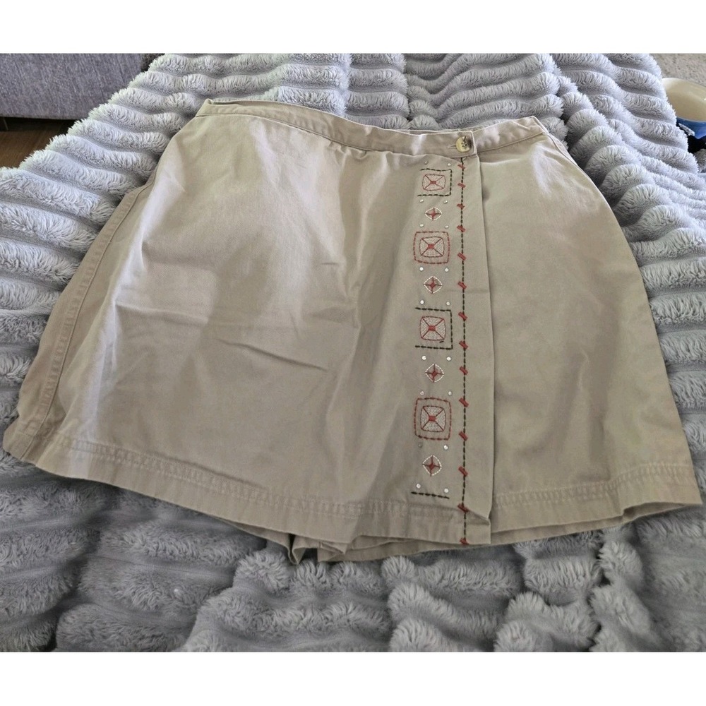 White Stag Women Size 12 Khaki Skort Embroidered 100% Cotton Y2K